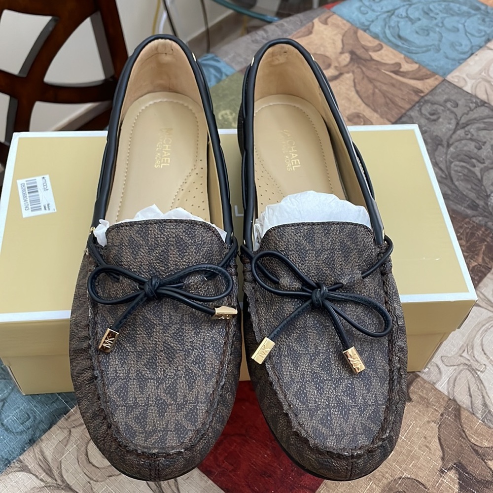 Michael Kors Sutton moc women’s size 8